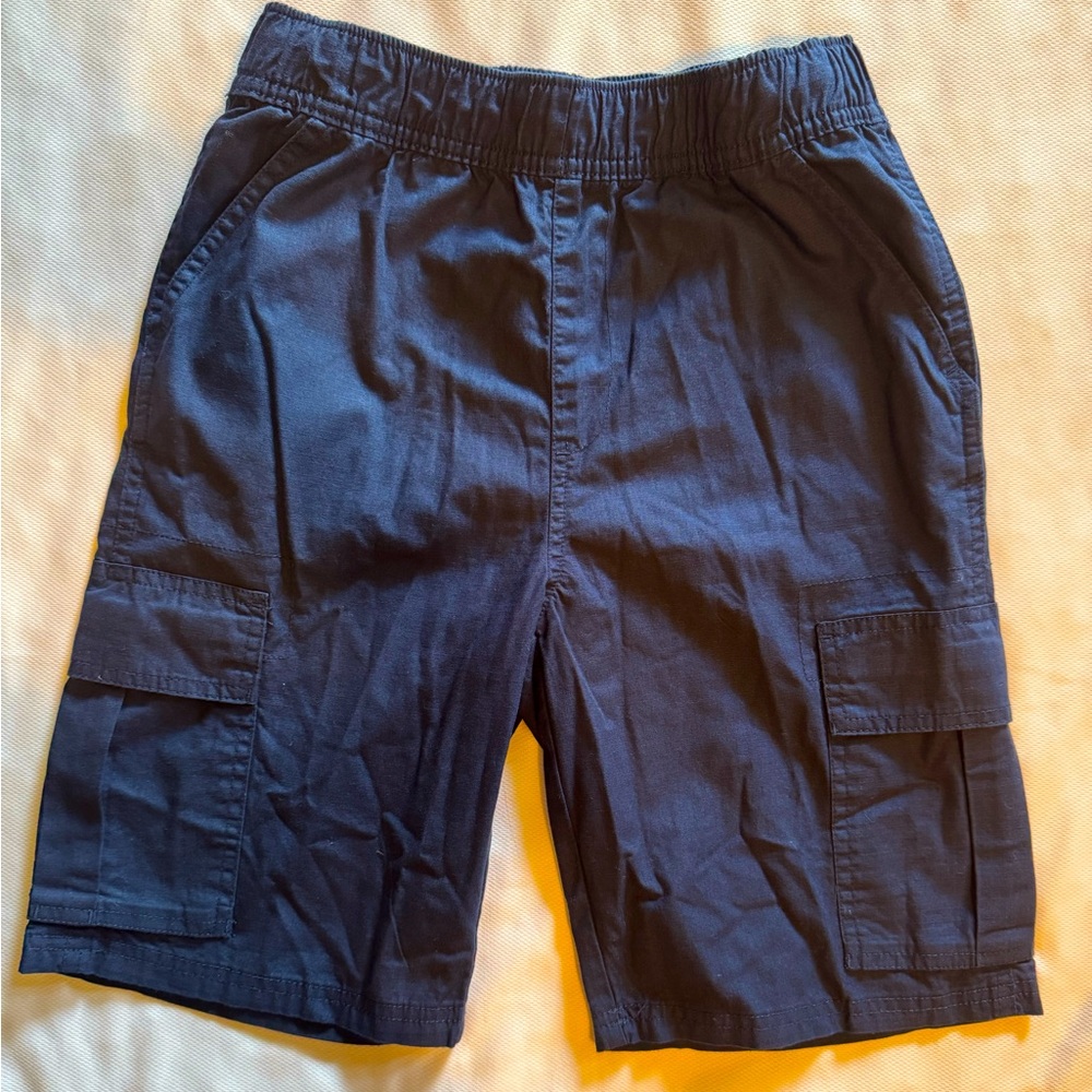 CP Boys Navy Cargo Shorts, size 14.